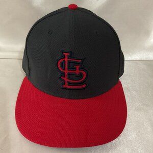 New Era 59FIFTY St. Louis Cardinals Fitted Hat 7 5/8 MLB Official Cap Black & Re
